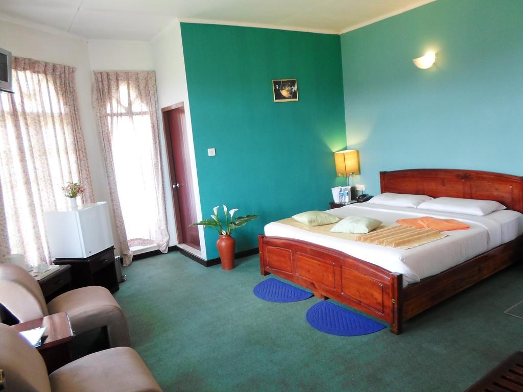 Binota Hotel Nuwara Eliya Room photo