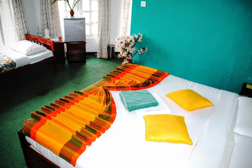 Binota Hotel Nuwara Eliya Exterior photo