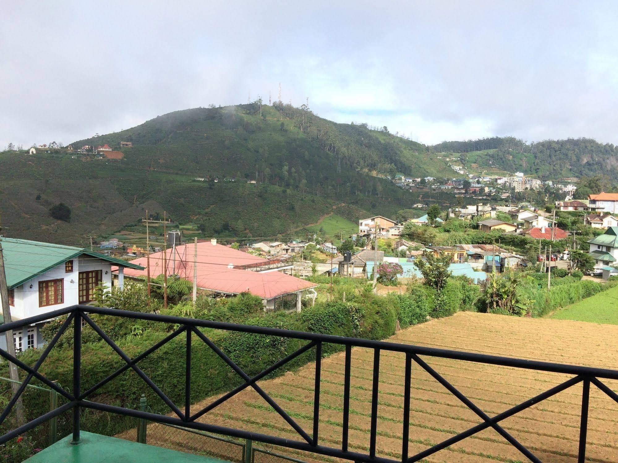Binota Hotel Nuwara Eliya Exterior photo